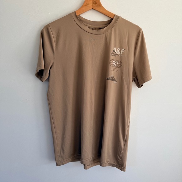 Abercrombie Kids Brown Graphic Tee Soft Quick Dry Boys Size 15/16 - Picture 2 of 8